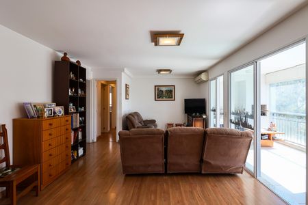 Apartamento à venda com 122m², 3 quartos e 3 vagas Apartamento à venda com 122m², 3 quartos e 3 vagasSala
