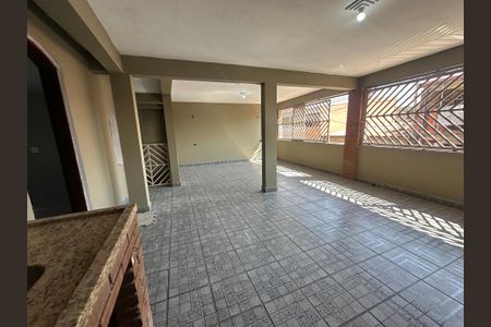 Casa para alugar com 120m², 3 quartos e 2 vagasChurrasqueira