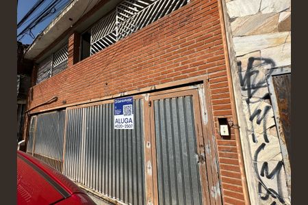 Casa para alugar com 120m², 3 quartos e 2 vagasFachada