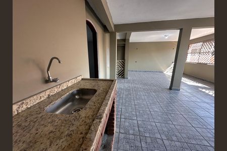 Casa para alugar com 120m², 3 quartos e 2 vagasChurrasqueira