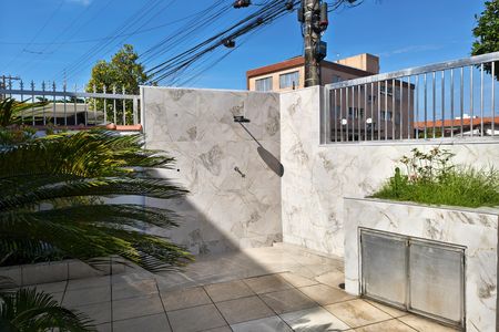 Studio para alugar com 38m², 0 quarto e sem vaga Studio para alugar com 38m², 0 quarto e sem vagaDucha