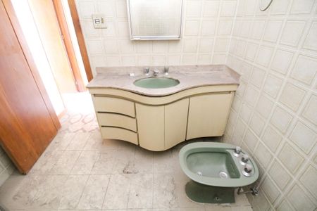 Apartamento à venda com 63m², 1 quarto e sem vaga Apartamento à venda com 63m², 1 quarto e sem vagaBanheiro