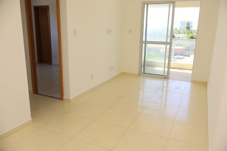 Sala de apartamento para alugar com 2 quartos, 62m² em Stella Maris, Salvador