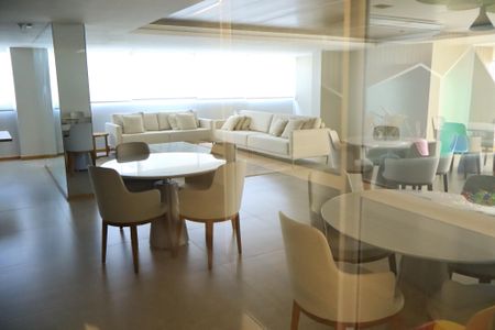 Apartamento para alugar com 62m², 2 quartos e 2 vagas Apartamento para alugar com 62m², 2 quartos e 2 vagasÁrea comum - Salão de festas