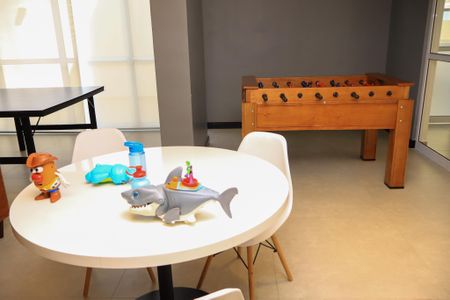 Apartamento para alugar com 62m², 2 quartos e 2 vagas Apartamento para alugar com 62m², 2 quartos e 2 vagasgame room