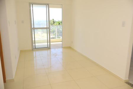 Sala de apartamento para alugar com 2 quartos, 62m² em Stella Maris, Salvador