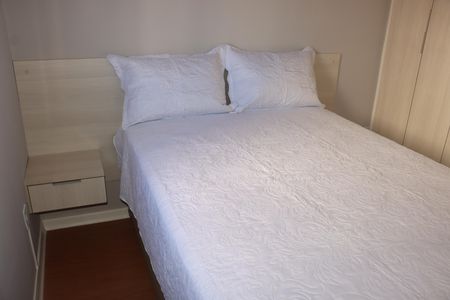 Casa de Condomínio para alugar com 2 quartos, 70m² em Aguassai, Cotia