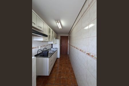 Cozinha de apartamento para alugar com 1 quarto, 44m² em Agronomia, Porto Alegre