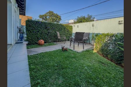 Casa à venda com 225m², 3 quartos e 5 vagas Casa à venda com 225m², 3 quartos e 5 vagasFoto 42