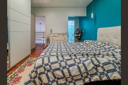 Casa à venda com 225m², 3 quartos e 5 vagas Casa à venda com 225m², 3 quartos e 5 vagasFoto 32