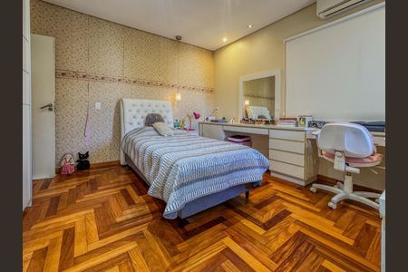 Casa à venda com 225m², 3 quartos e 5 vagas Casa à venda com 225m², 3 quartos e 5 vagasFoto 27