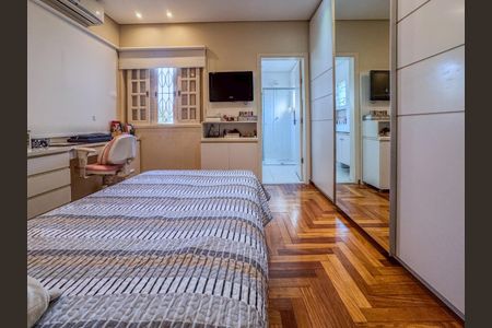 Casa à venda com 225m², 3 quartos e 5 vagas Casa à venda com 225m², 3 quartos e 5 vagasFoto 28