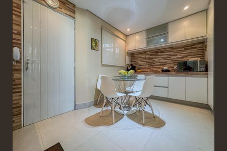 Casa à venda com 225m², 3 quartos e 5 vagas Casa à venda com 225m², 3 quartos e 5 vagasFoto 13