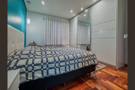 Casa à venda com 225m², 3 quartos e 5 vagas Casa à venda com 225m², 3 quartos e 5 vagasFoto 33