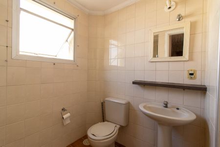Banheiro de apartamento para alugar com 1 quarto, 38m² em Vila Itapura, Campinas