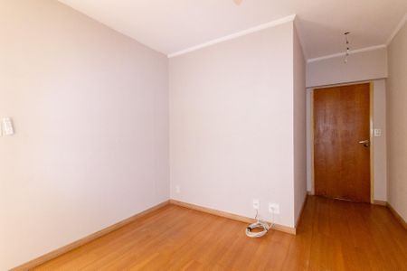 Sala de apartamento para alugar com 1 quarto, 38m² em Vila Itapura, Campinas
