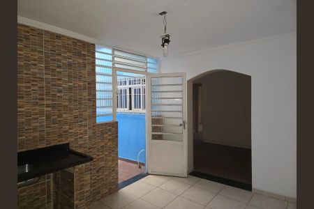 Casa para alugar com 100m², 3 quartos e 3 vagas Casa para alugar com 100m², 3 quartos e 3 vagasCozinha
