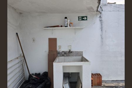 Casa para alugar com 100m², 3 quartos e 3 vagas Casa para alugar com 100m², 3 quartos e 3 vagasVaranda
