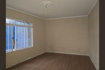 Casa para alugar com 100m², 3 quartos e 3 vagas Casa para alugar com 100m², 3 quartos e 3 vagasSala