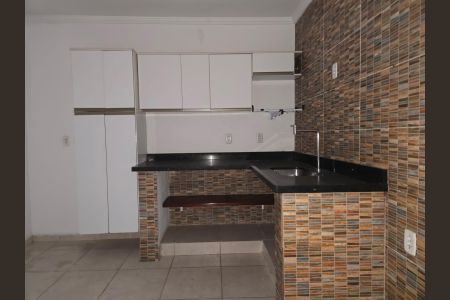 Casa para alugar com 100m², 3 quartos e 3 vagas Casa para alugar com 100m², 3 quartos e 3 vagasCozinha