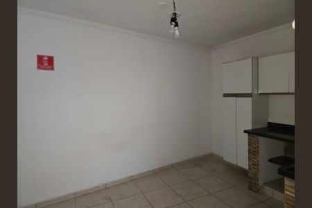 Casa para alugar com 100m², 3 quartos e 3 vagas Casa para alugar com 100m², 3 quartos e 3 vagasCozinha