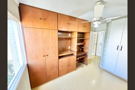 Apartamento para alugar com 119m², 3 quartos e 2 vagas Apartamento para alugar com 119m², 3 quartos e 2 vagasQuarto 1