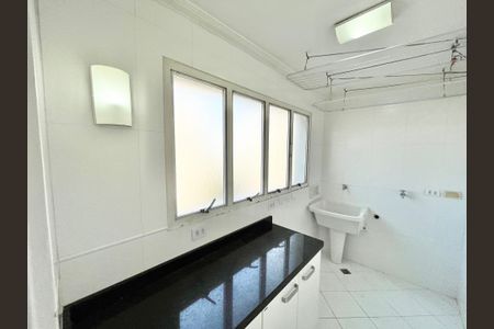 Apartamento para alugar com 119m², 3 quartos e 2 vagas Apartamento para alugar com 119m², 3 quartos e 2 vagasÁrea de Serviço