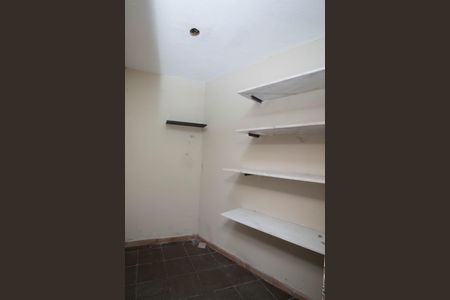 Casa para alugar com 200m², 3 quartos e 3 vagasDispensa