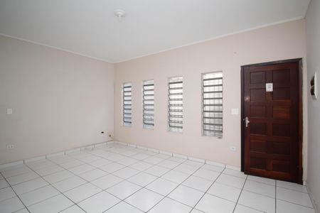 Casa para alugar com 200m², 3 quartos e 3 vagasSala
