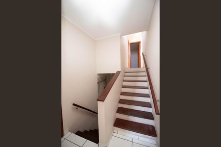 Casa para alugar com 200m², 3 quartos e 3 vagasHall