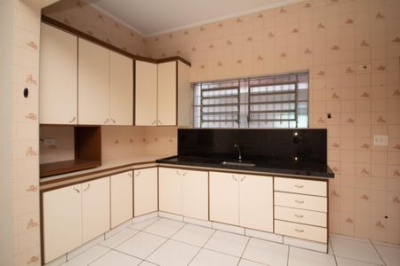 Casa para alugar com 200m², 3 quartos e 3 vagasCozinha - Armários