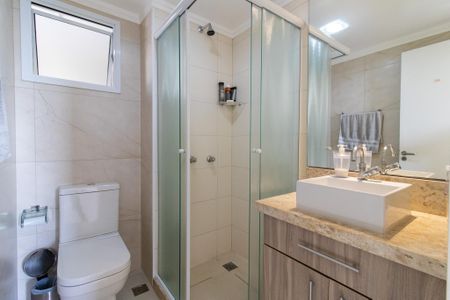 Apartamento à venda com 80m², 3 quartos e 2 vagas Apartamento à venda com 80m², 3 quartos e 2 vagasBanheiro