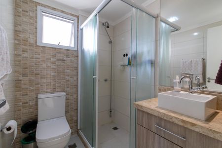 Apartamento à venda com 80m², 3 quartos e 2 vagas Apartamento à venda com 80m², 3 quartos e 2 vagasBanheiro da Suíte