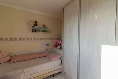 Apartamento à venda com 80m², 3 quartos e 2 vagas Apartamento à venda com 80m², 3 quartos e 2 vagasQuarto 2