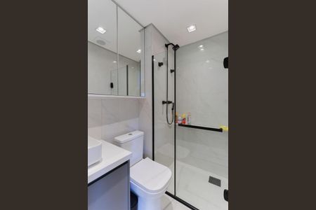Apartamento à venda com 55m², 2 quartos e 1 vaga Apartamento à venda com 55m², 2 quartos e 1 vagaBanheiro social