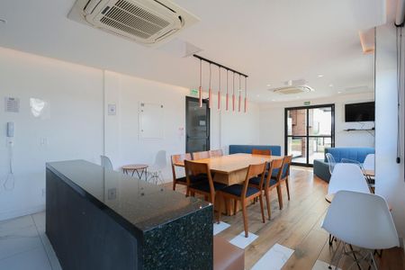 Apartamento à venda com 55m², 2 quartos e 1 vaga Apartamento à venda com 55m², 2 quartos e 1 vagaÁrea comum - Espaço gourmet
