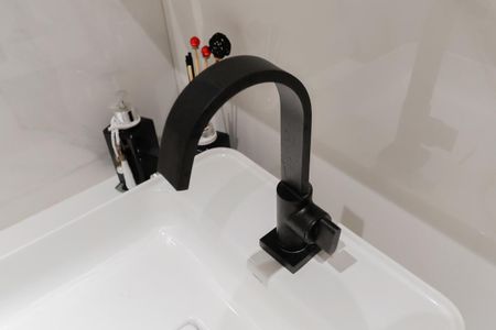 Apartamento à venda com 55m², 2 quartos e 1 vaga Apartamento à venda com 55m², 2 quartos e 1 vagaBanheiro social
