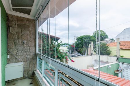 Casa à venda com 194m², 4 quartos e 3 vagas Casa à venda com 194m², 4 quartos e 3 vagasVaranda Quarto 1