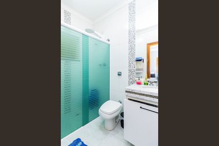 Casa à venda com 194m², 4 quartos e 3 vagas Casa à venda com 194m², 4 quartos e 3 vagasBanheiro Quarto 2