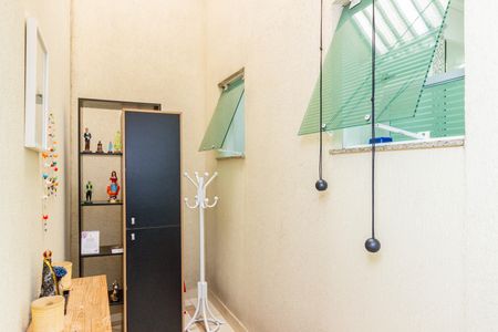 Casa à venda com 194m², 4 quartos e 3 vagas Casa à venda com 194m², 4 quartos e 3 vagasClarabóia Quarto 2