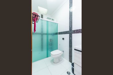 Casa à venda com 194m², 4 quartos e 3 vagas Casa à venda com 194m², 4 quartos e 3 vagasBanheiro