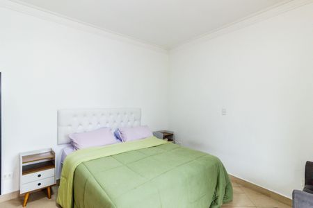 Casa à venda com 194m², 4 quartos e 3 vagas Casa à venda com 194m², 4 quartos e 3 vagasQuarto 1
