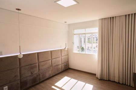 Quarto de apartamento para alugar com 2 quartos, 80m² em Anchieta, Belo Horizonte