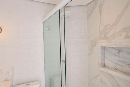 Apartamento para alugar com 80m², 2 quartos e 2 vagasBanheiro de serviço