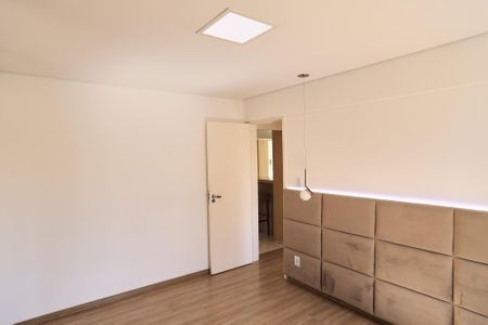 Apartamento para alugar com 80m², 2 quartos e 2 vagasQuarto