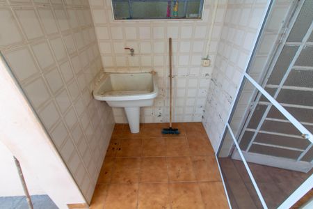 Casa para alugar com 350m², 4 quartos e 1 vagaÁREA DE SERVIÇO