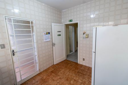 Casa para alugar com 350m², 4 quartos e 1 vagaCOZINHA
