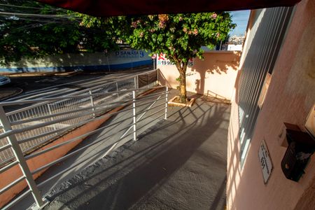 Casa para alugar com 350m², 4 quartos e 1 vagaÁREA EXTERNA FRENTE
