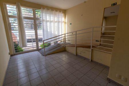 Casa para alugar com 350m², 4 quartos e 1 vagaGARAGEM