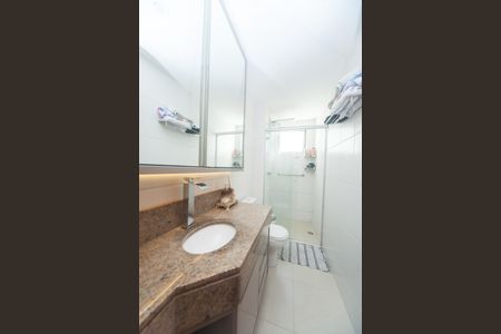 Apartamento para alugar com 120m², 4 quartos e 3 vagasBanheiro Social